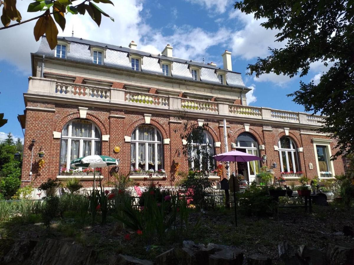 Villa Les Camelias Fontaine-les-Vervins Экстерьер фото